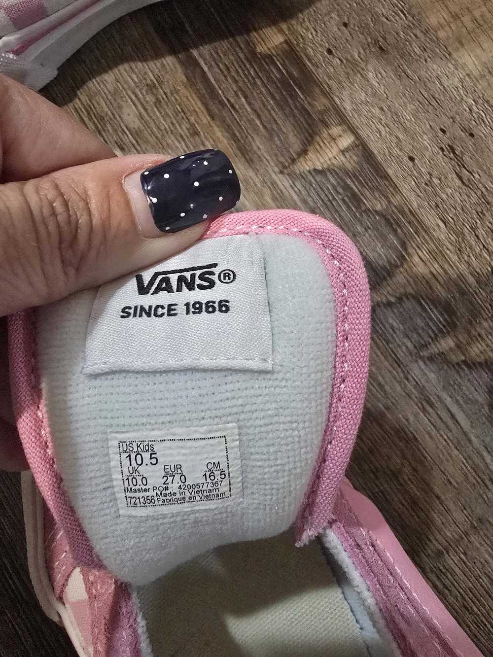 Vans Kids Pink Checkerboard Old Skool Slip-On Sneakers - Picture 2 of 4